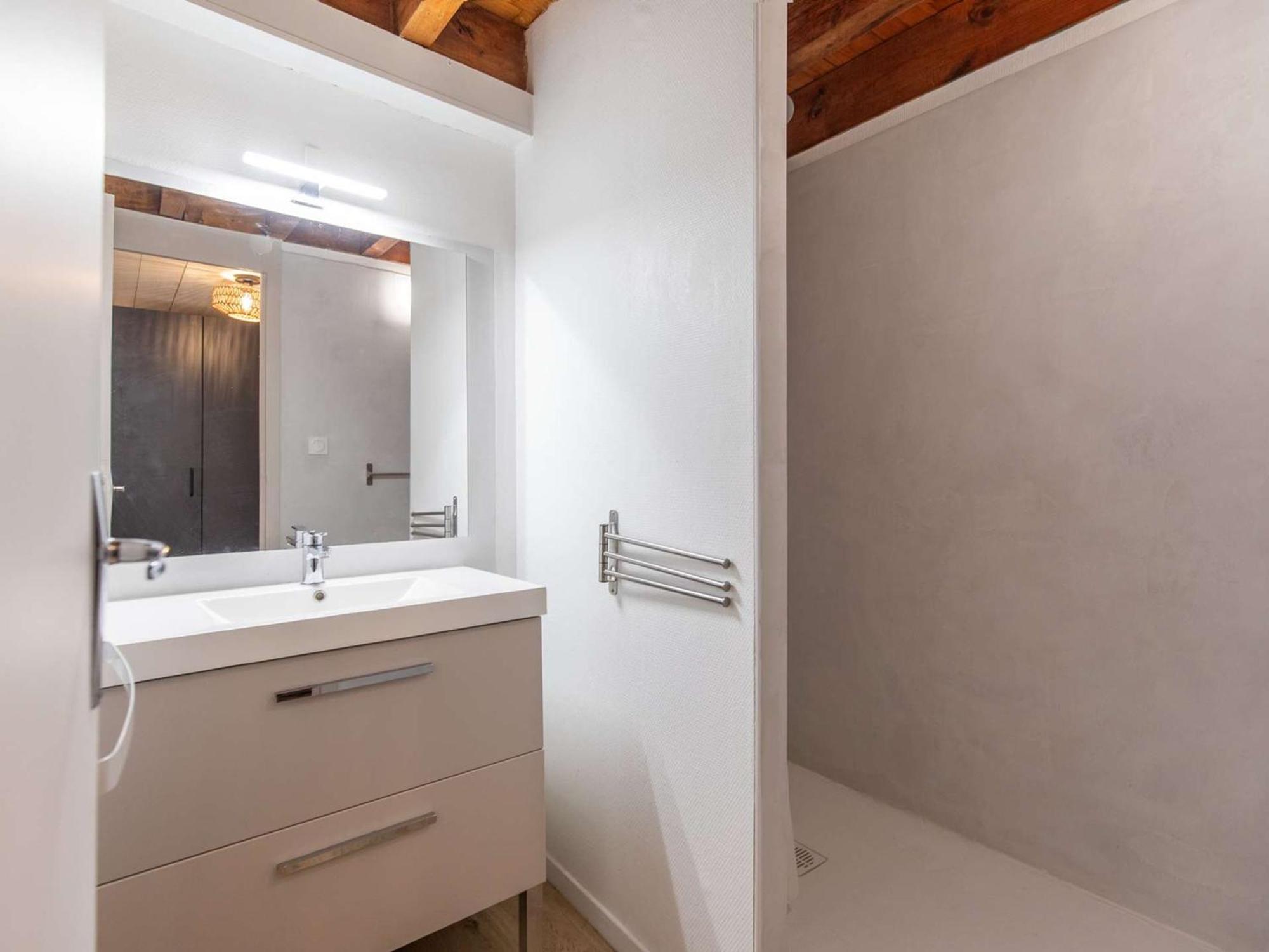 T2 Renove Avec Terrasse, Parking Prive, Local Velos A Cauterets - Fr-1-401-290 ภายนอก รูปภาพ